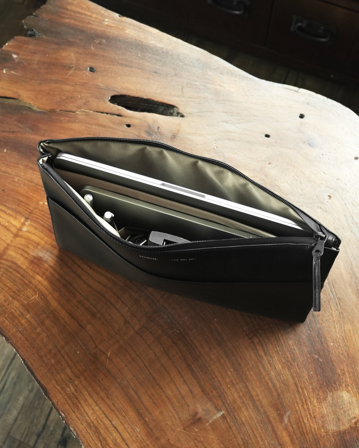 114 Leather Folio | Nappa